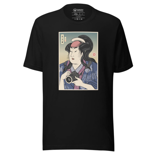 Onna Bugeisha Photographer Camera Japanese Ukiyo-e Unisex T-Shirt - Samurai Original