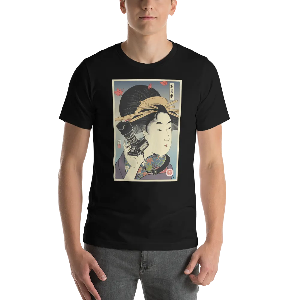 Geisha Photographer Camera Japanese Ukiyo-e Unisex T-Shirt -