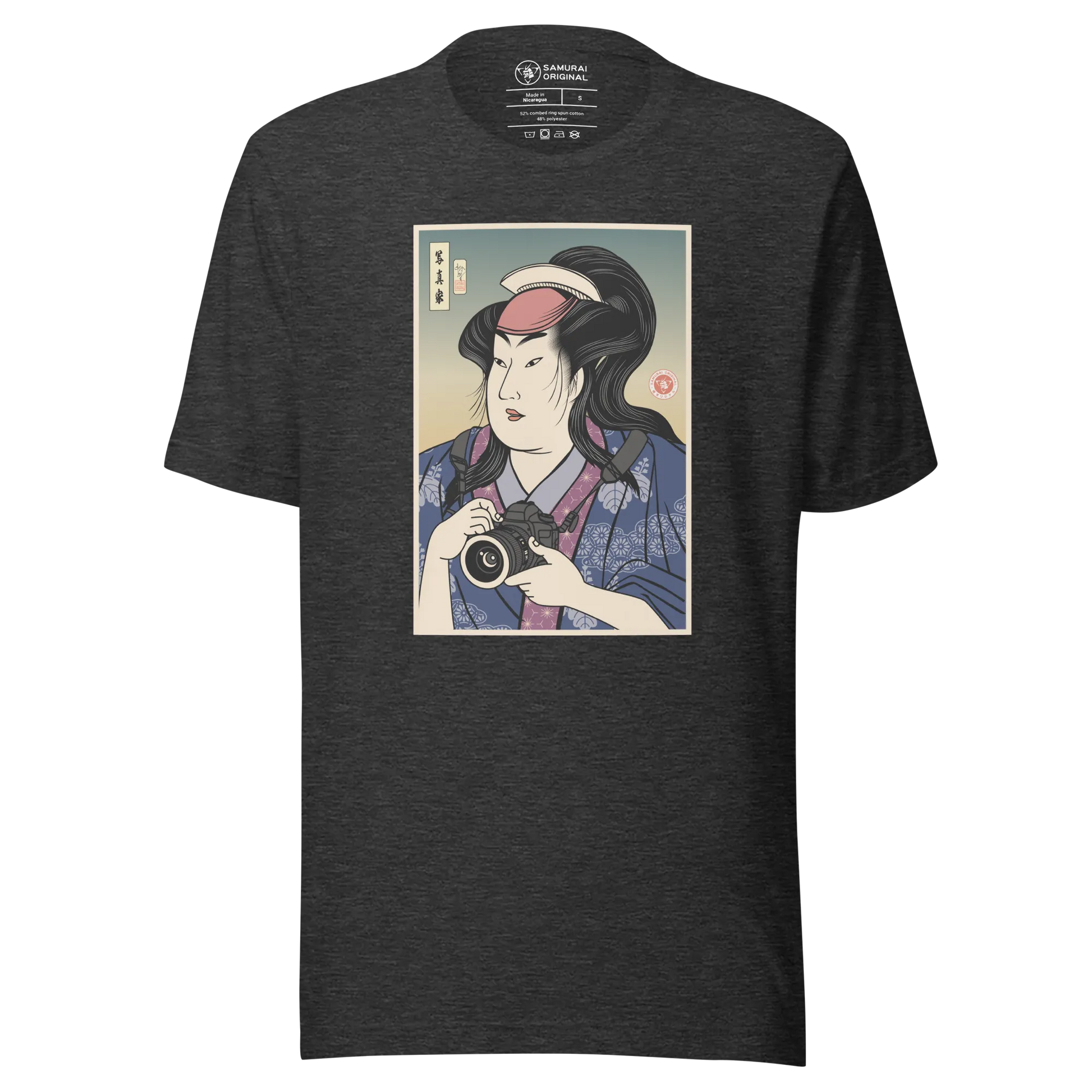 Onna Bugeisha Photographer Camera Japanese Ukiyo-e Unisex T-Shirt - Samurai Original